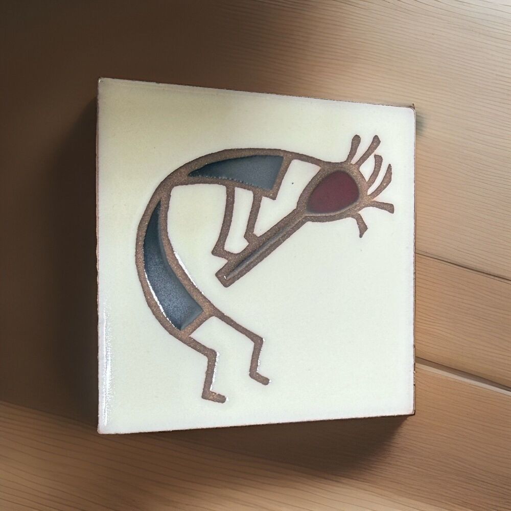 VTG Arius Tile Co Santa Fe Curved Kokopelli Art Tile 4" 1999 Cream